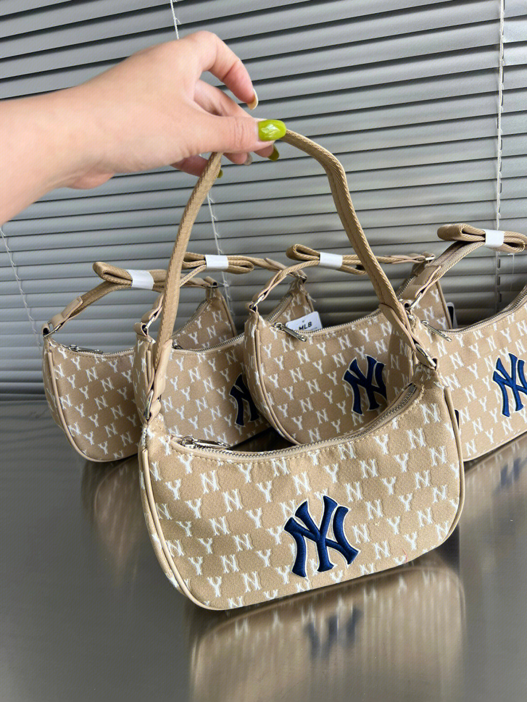 MLB包最新潮流，科技重塑時尚，完美融合功能與美觀