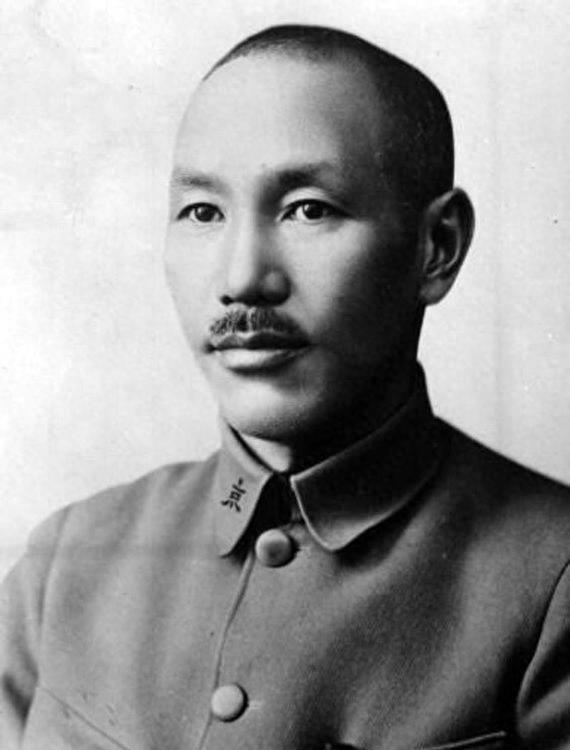 權(quán)力風(fēng)云掀起熱議風(fēng)暴，最新動(dòng)態(tài)引領(lǐng)討論潮流