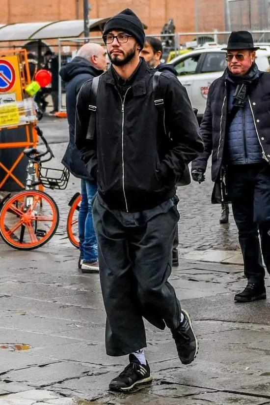 最新服飾男，引領(lǐng)時(shí)尚潮流的先鋒