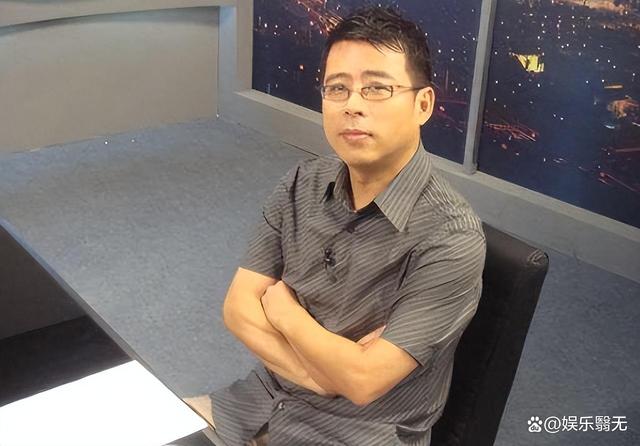 阿丘最新微博，社交媒體時(shí)代的言論自由與責(zé)任探討