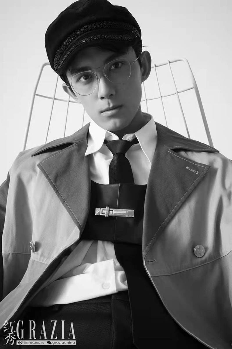 吳磊最新雜志封面，熱血少年的魅力無(wú)限風(fēng)采