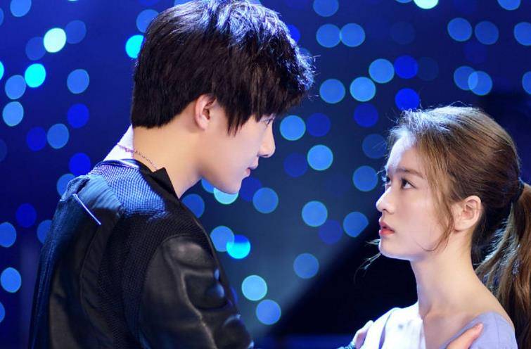 娛樂(lè)圈文深度解析，背景、事件與最新動(dòng)態(tài)揭秘