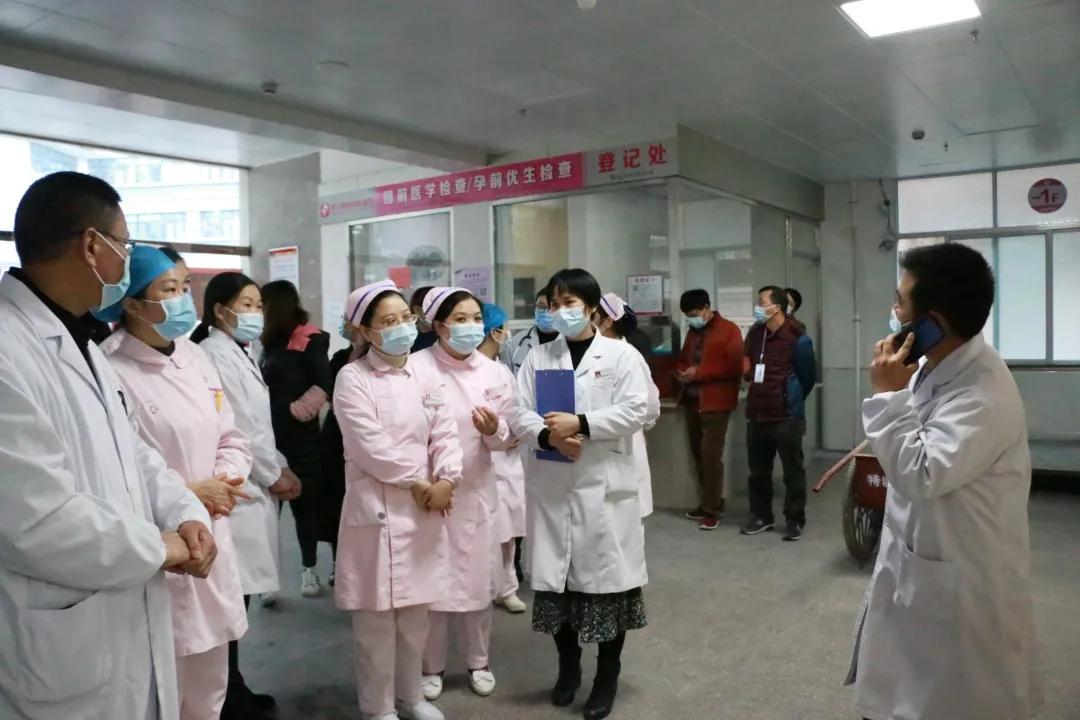 肺炎最新人員動(dòng)態(tài)，變化帶來力量，學(xué)習(xí)鑄就自信與成就成就之路