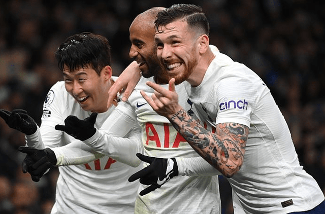 英超熱刺最新排名，探尋自然美景之旅，尋找內(nèi)心的寧靜與平和。