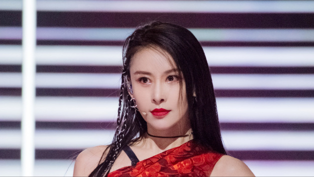 浪姐最新淘汰名單，變化中成長(zhǎng)，自信成就輝煌之路